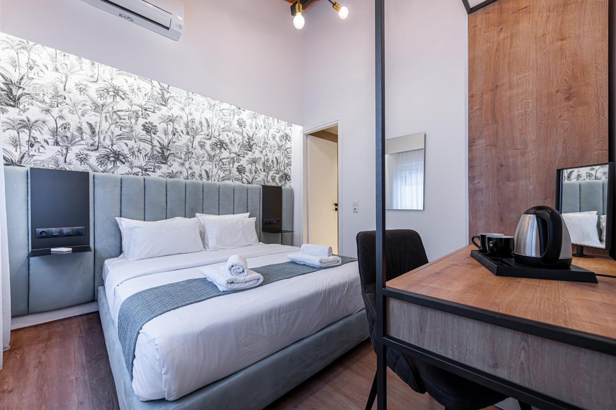 Kriel Suites By Liv Homes Атина Екстериор снимка