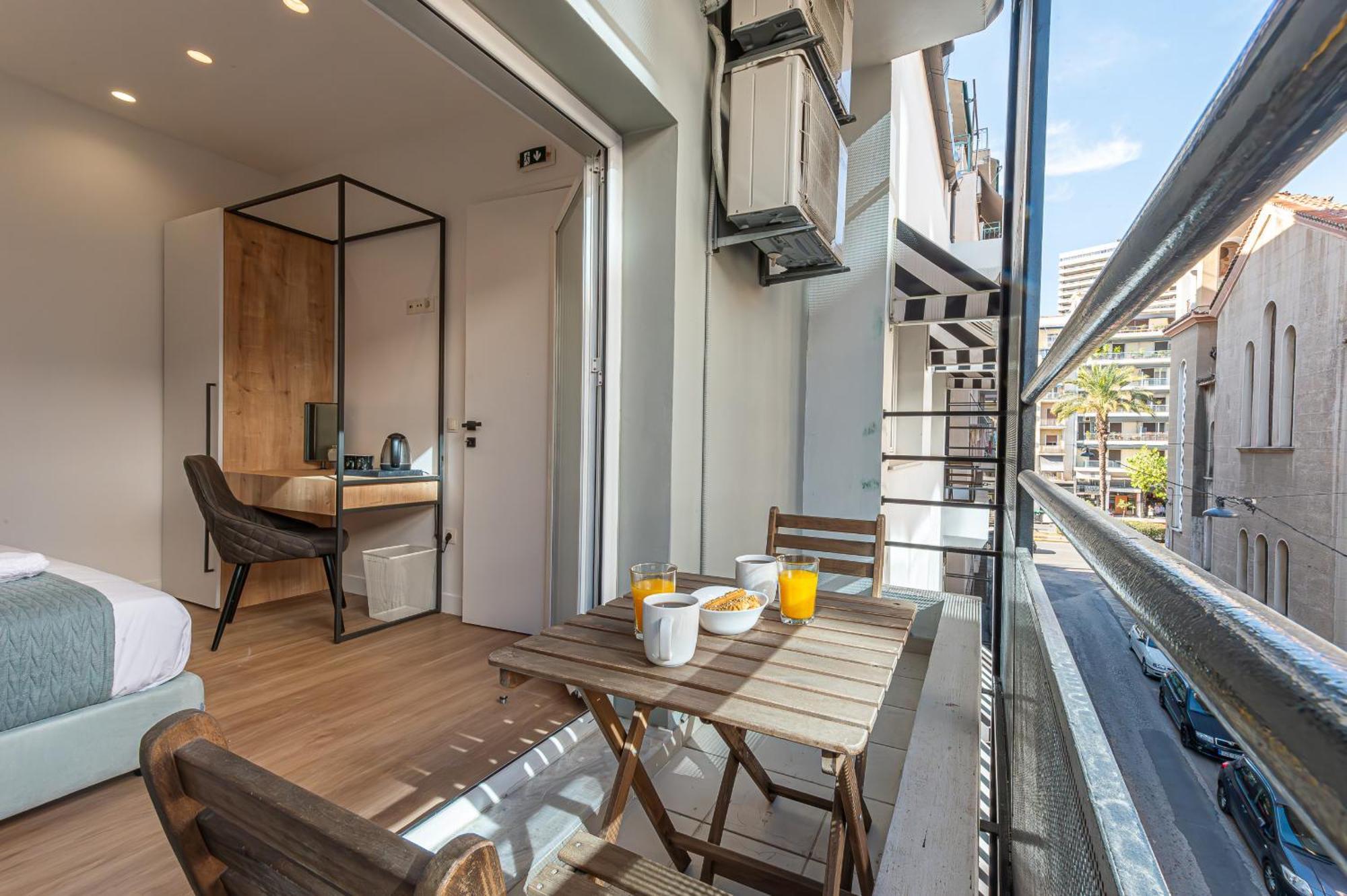 Kriel Suites By Liv Homes Атина Екстериор снимка